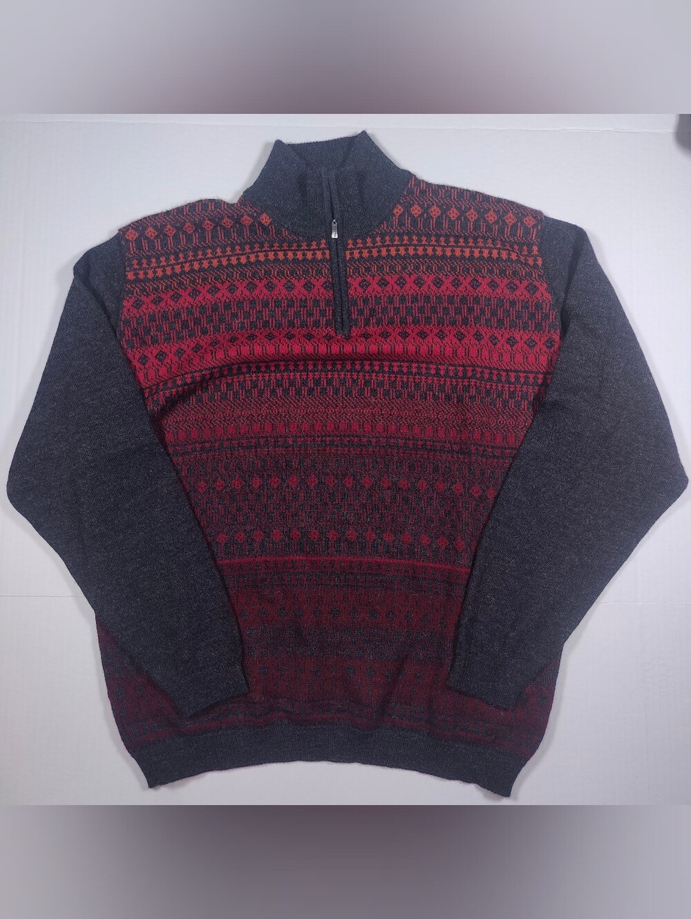 Tumi Mens 100% Baby Alpaca Charcoal Red Fair Isle Quarter Zip Sweater Size XL